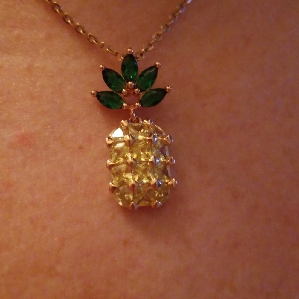 Pineapple necklace